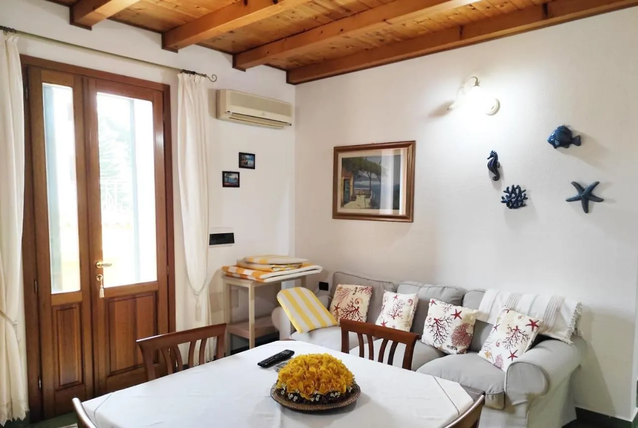 Casa Lupino Daire Orosei 0*,  İtalya